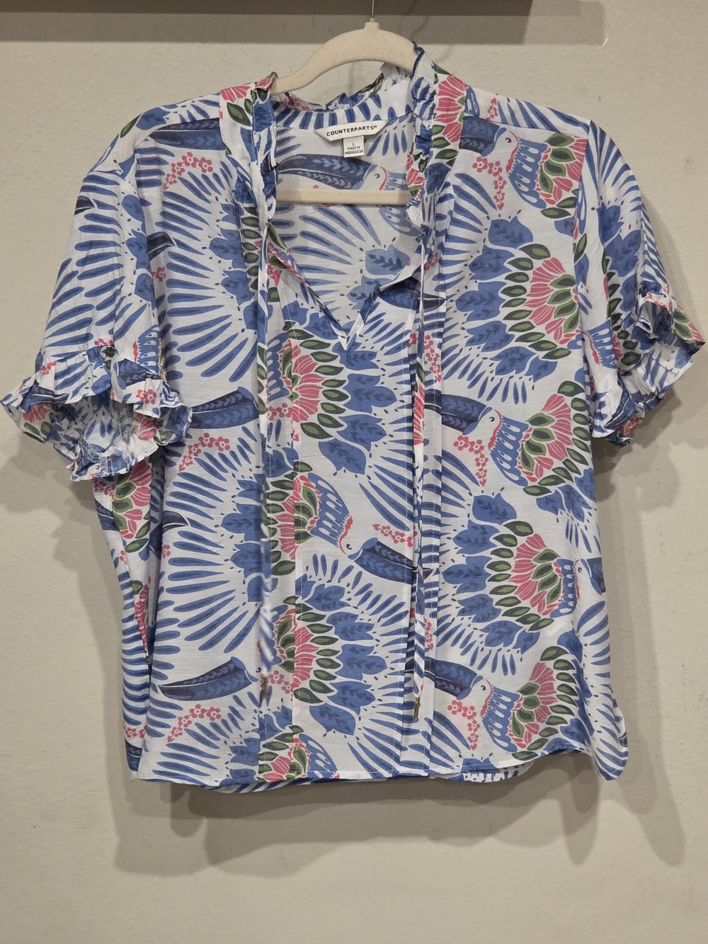 Counterparts White Floral Tie-String Ruffle Sleeve Blouse